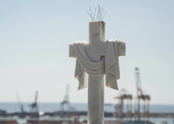 Тема номера: Людина перед лицем смерті