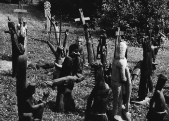 Різьбити Бога, щоб розповісти про людину