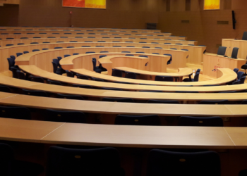 Католицьке виховання: едукація чи інтрузія?