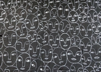 Тема номера:  Соціальне служіння Церкви