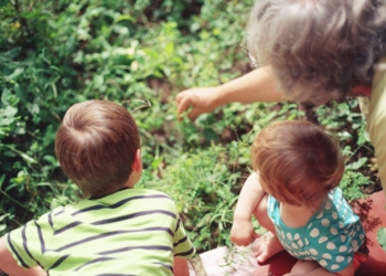 Дім для людей похилого віку: позбутися чи виявити милосердя?